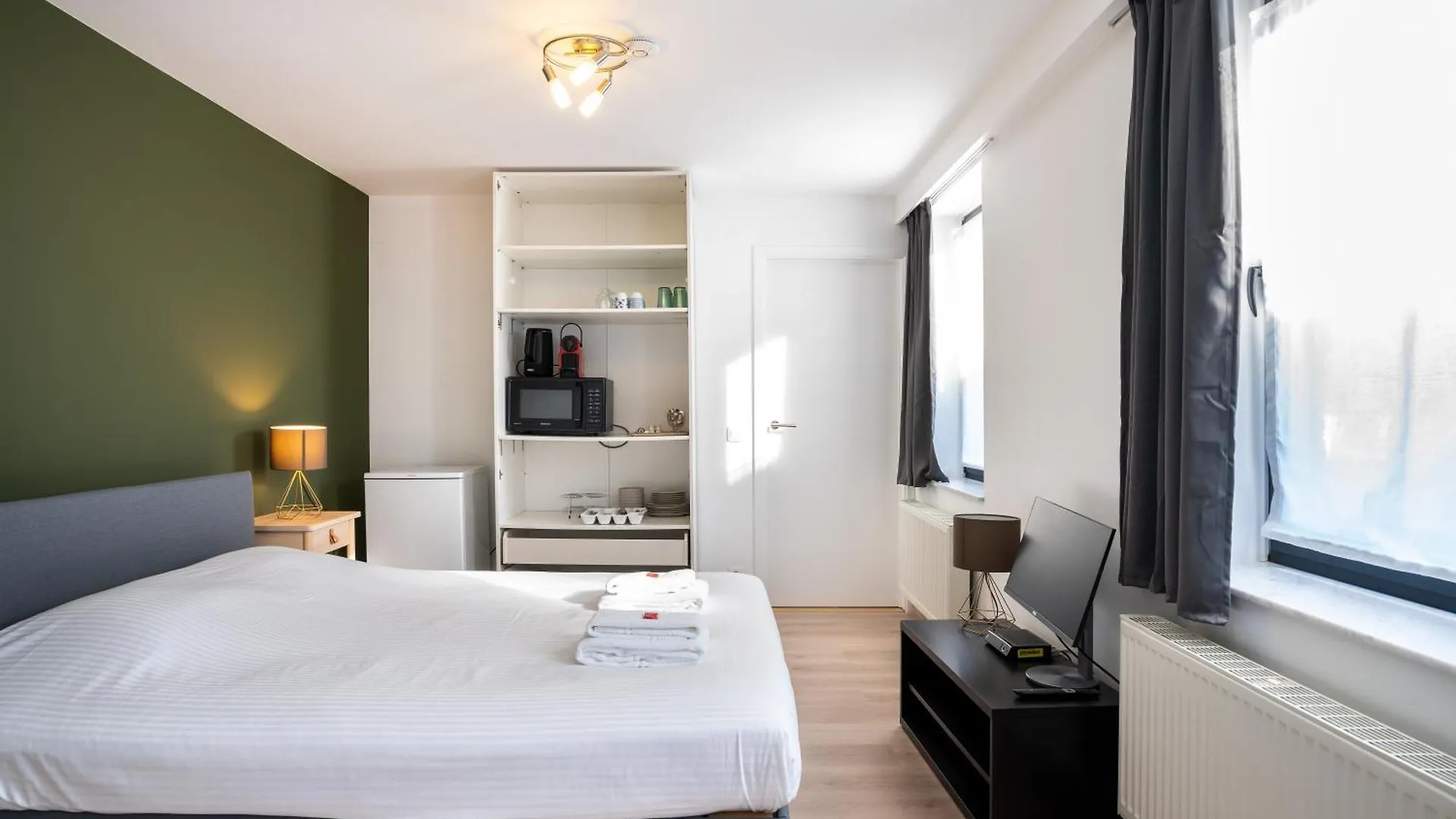 General Sixty-Seven By Romy&Travis Hotel Bruges Guest house