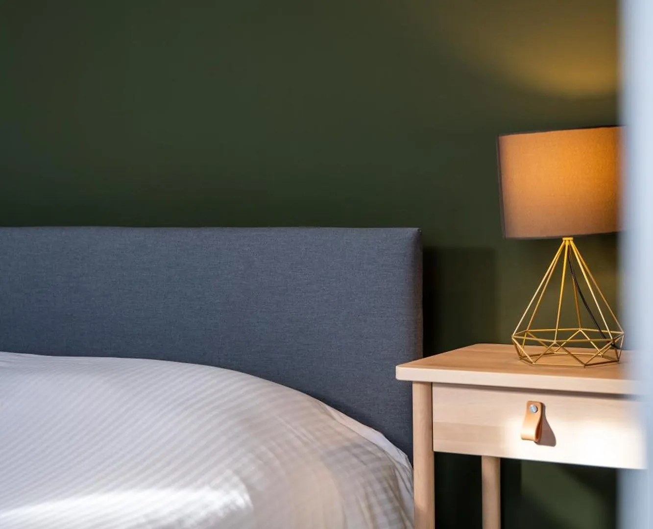 General Sixty-Seven By Romy&Travis Hotel Bruges Belgium