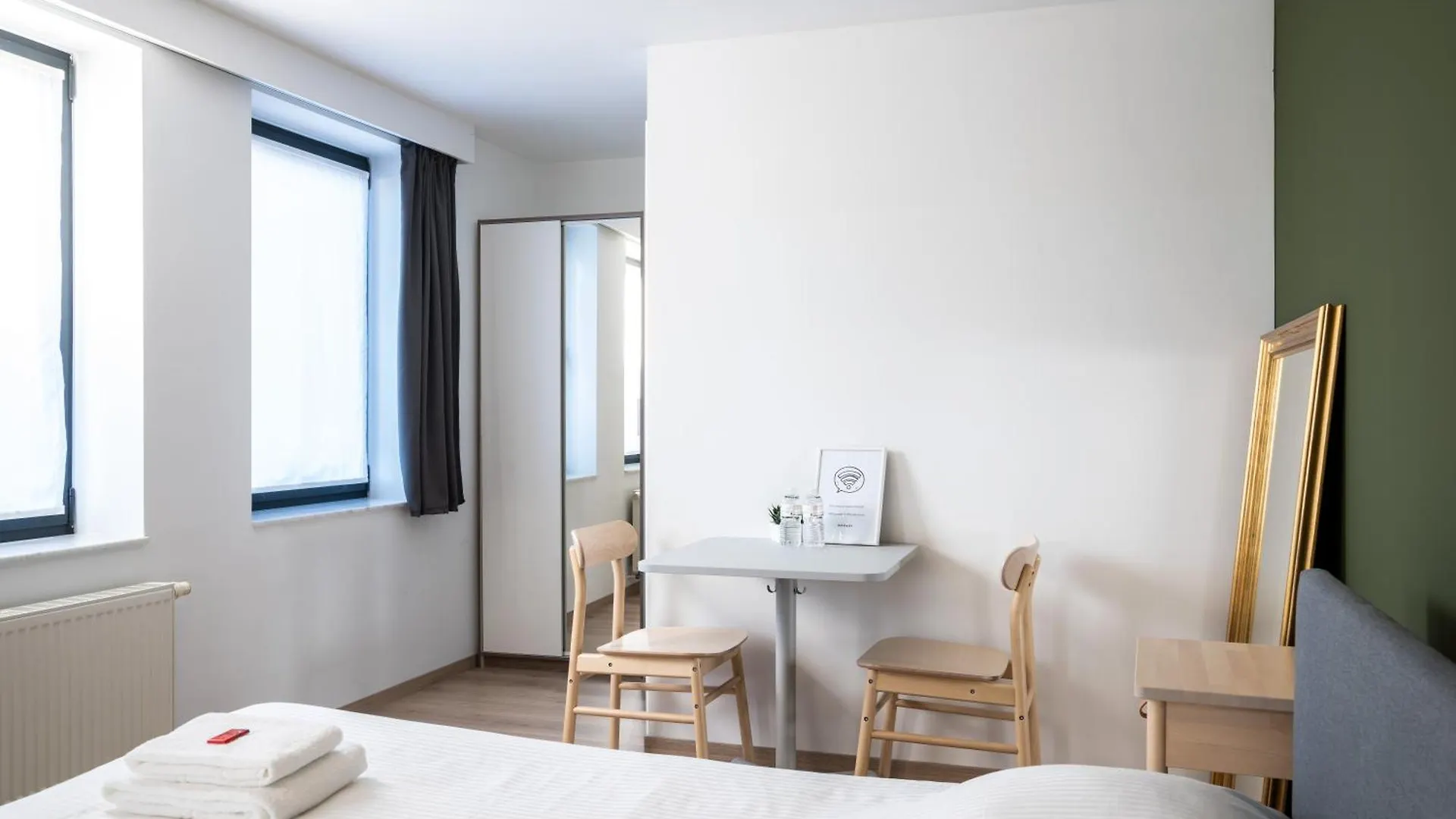 General Sixty-Seven By Romy&Travis Hotel Bruges 0*,