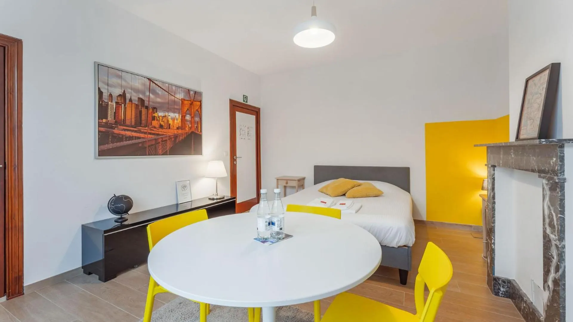 General Sixty-Seven By Romy&Travis Hotel Bruges Guest house
