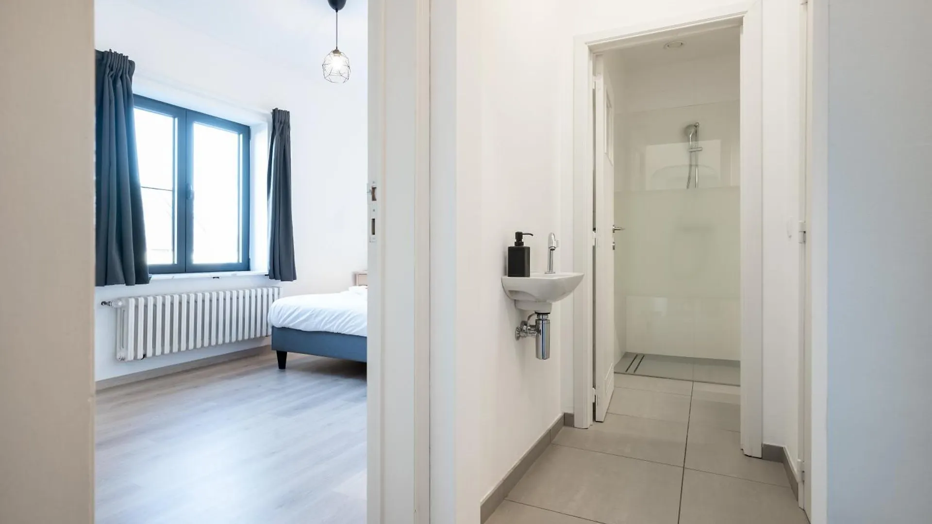 General Sixty-Seven By Romy&Travis Hotel Bruges